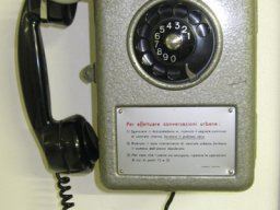 009_il vecchio telefono